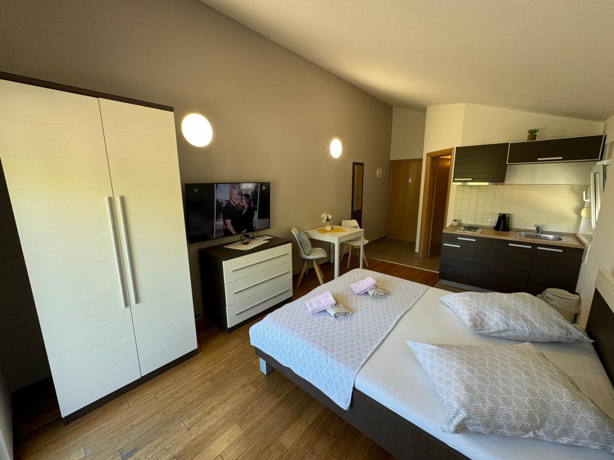 Apartments San Monte Podstrana Kültér fotó
