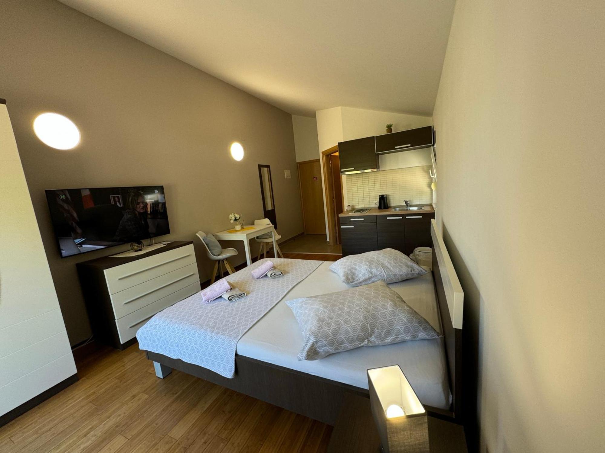 Apartments San Monte Podstrana Kültér fotó